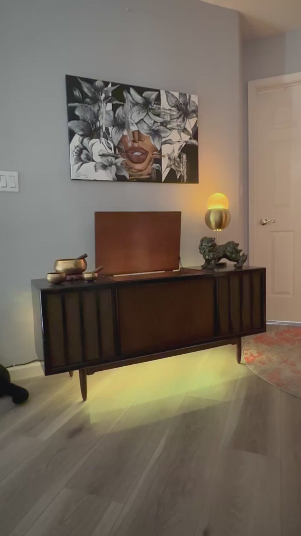 MCM - Magic - Console Stereo/Bar